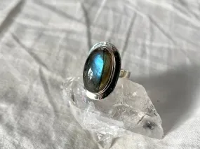 Labradorite Medea Ring