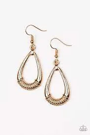 Paparazzi Accessories  - Fair Fame #L80 Peg - Gold Earrings