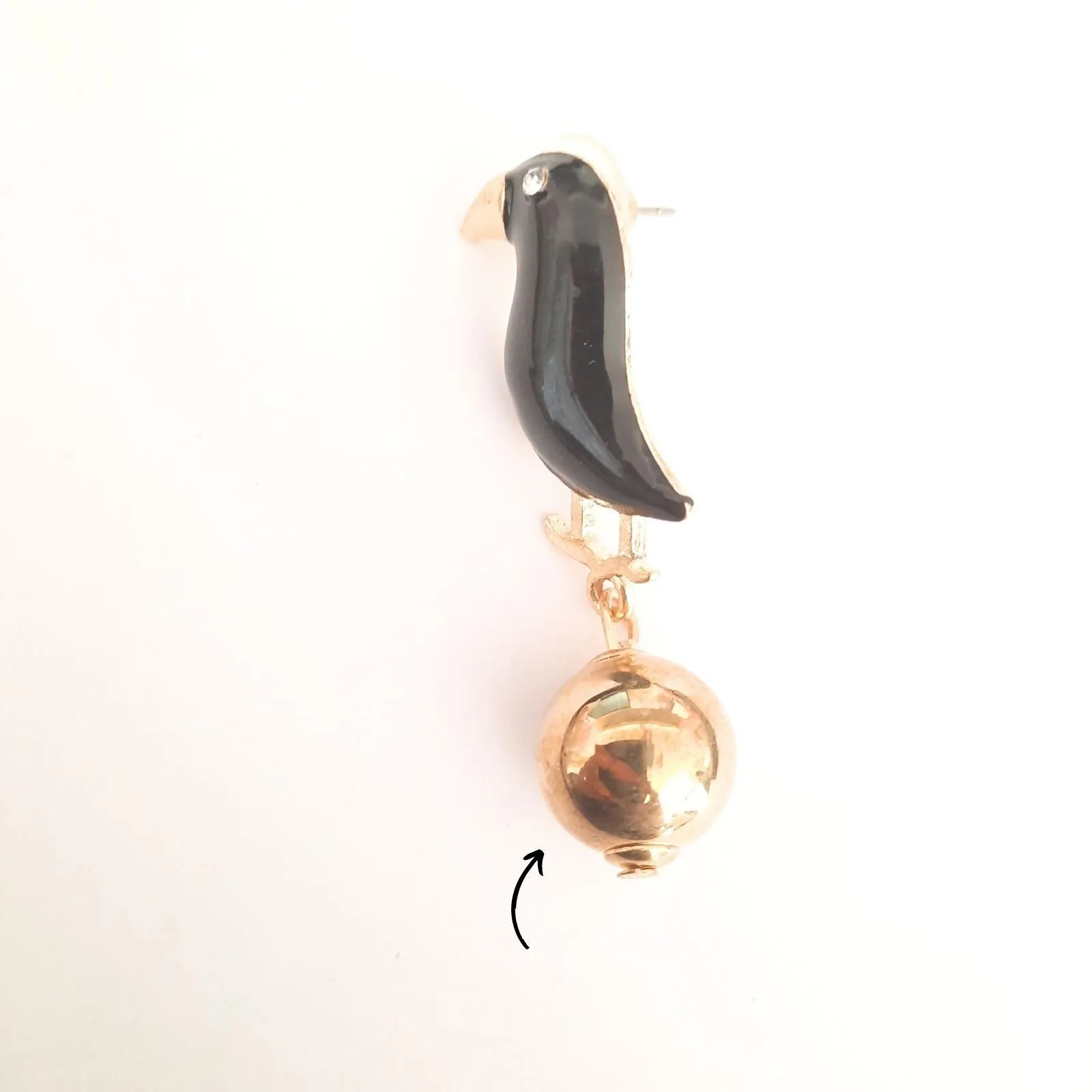 Tuscan Tucan Black And Gold Earring - Sample